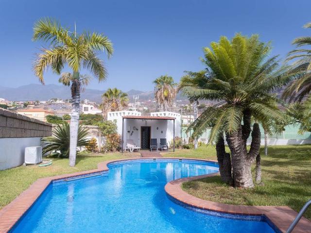 Casa en venta en Candelaria, Canarias