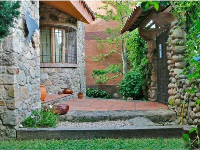 Casa en venta en Candeleda, Castilla y León