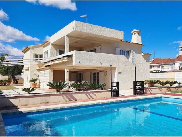 Casa en venta en Canet D'en Berenguer