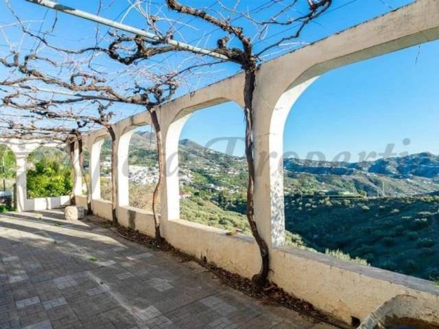 Casa en venta en La Axarquía, Andalucía
