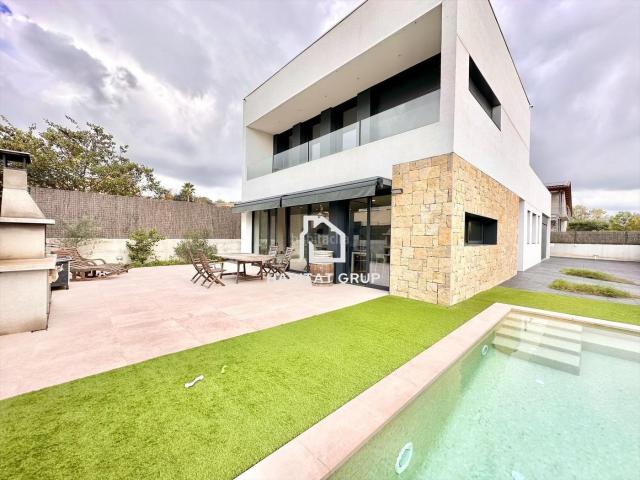 Casa en venta en Canovelles, Poble de Canovelles