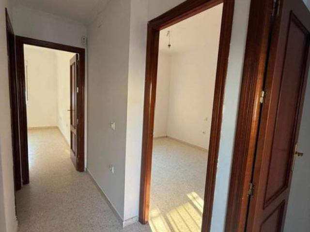 Casa en venta en Cantillana, Andalucía
