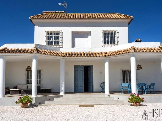 Casa en venta en Cantillana, Andalucía
