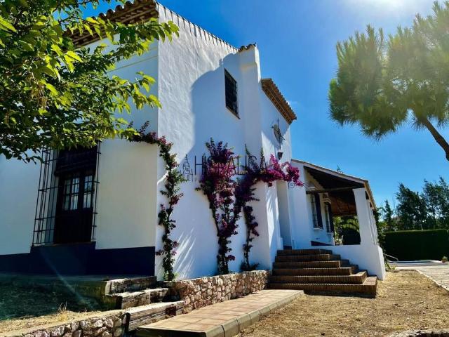 Casa en venta en Cantillana, Andalucía