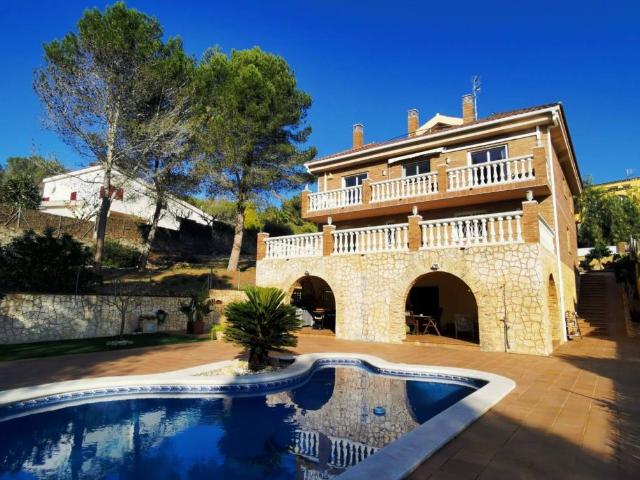 Casa en venta en Canyelles