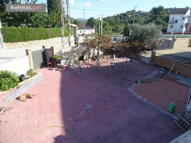 Casa en venta en Canyelles
