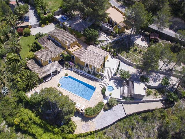 Casa en venta en Canyelles