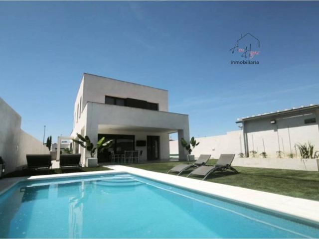 Casa en venta en Carbajosa De La Sagrada