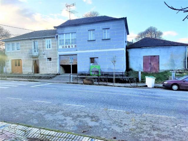 Casa en venta en Chantada, Galicia