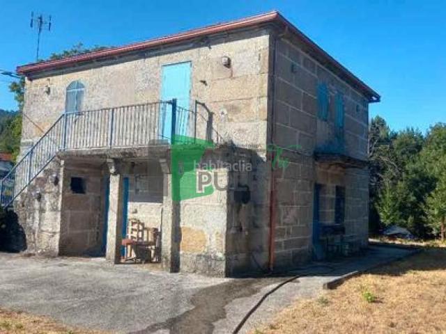 Casa en venta en Flores, O Carballiño