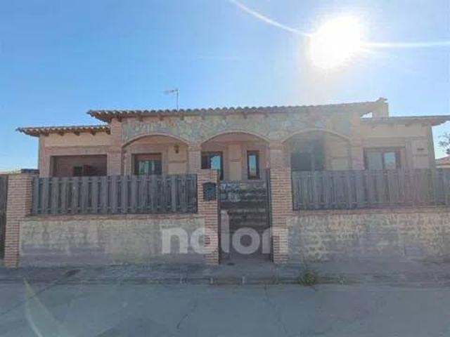 Casa en venta en Cardiel De Los Montes, Castilla-La Mancha