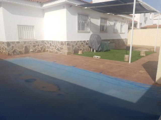 Casa en venta en Carmena, Toledo