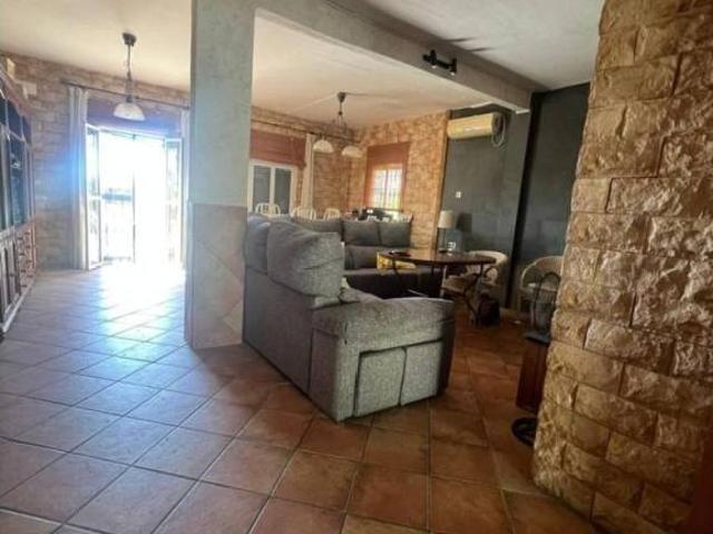 Casa en venta en Carmona, Andalucía