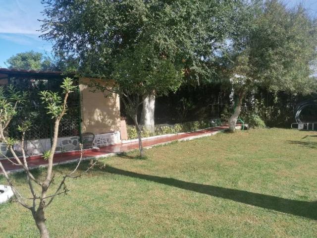 Casa en venta en Carmona, Andalucía