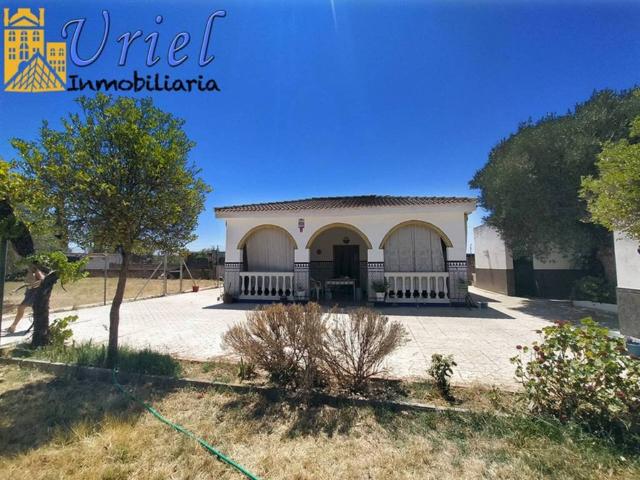 Casa en venta en Carmona
