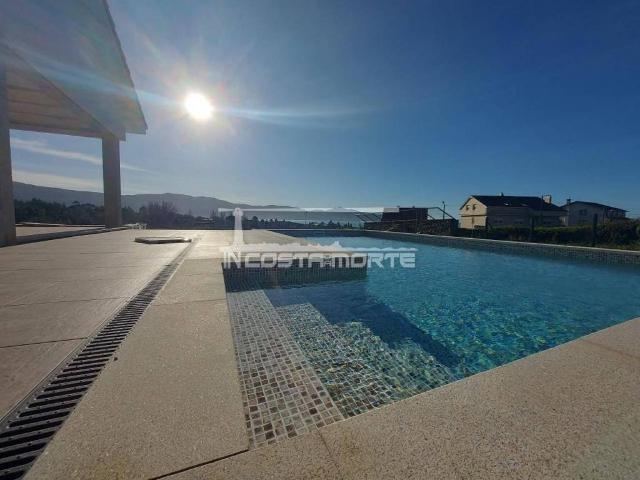 Casa en venta en Muros, Galicia