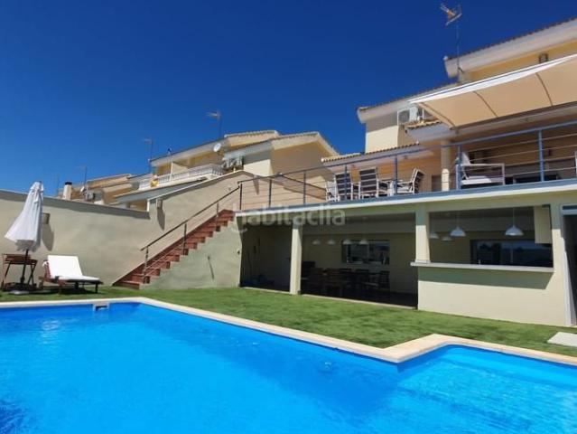 Casa en venta en La Carolina, Andalucía