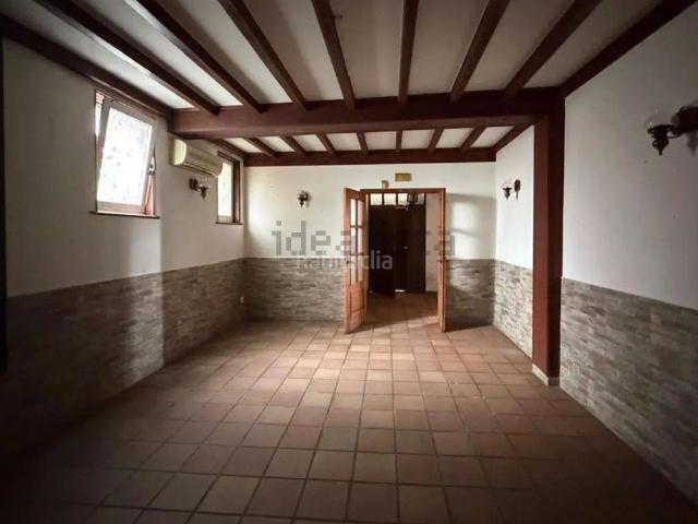Casa en venta en O Outeiro, Carral