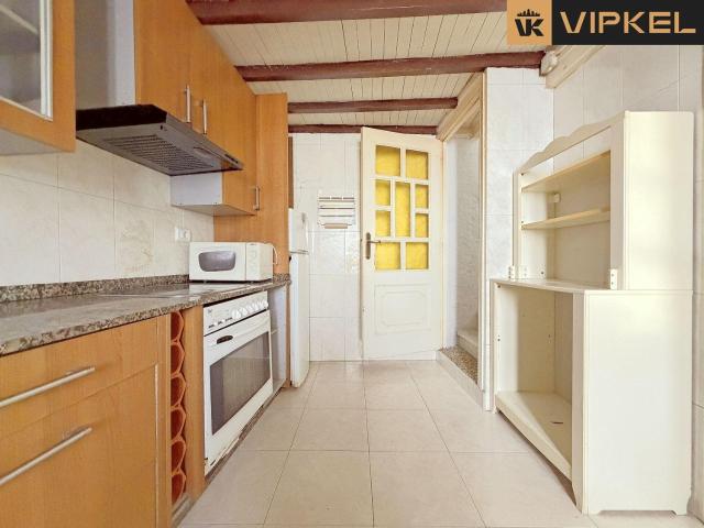 Casa en venta en O Outeiro, Carral