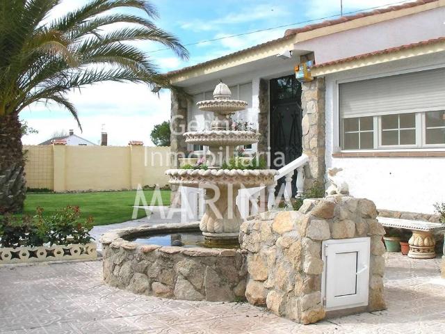 Casa en venta en Carranque