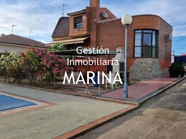 Casa en venta en Carranque