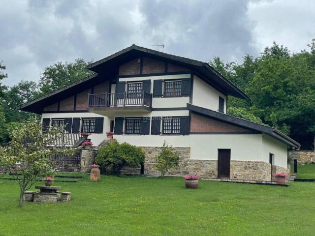 Casa en venta en Larrabetzu, Guipúzcoa