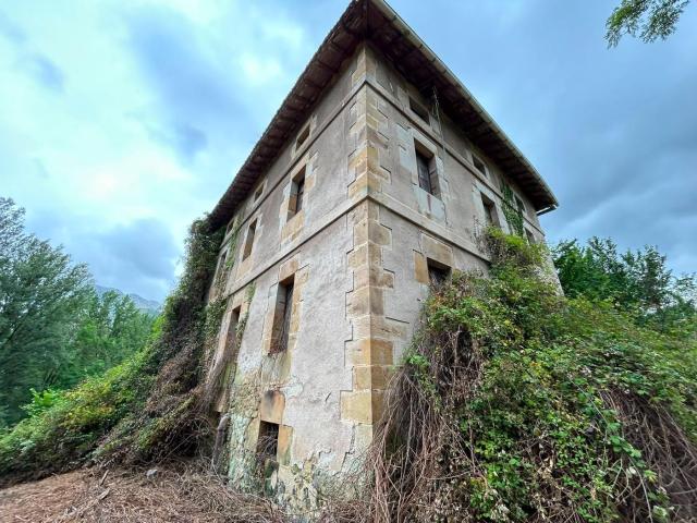 Casa en venta en Larrabetzu, Guipúzcoa