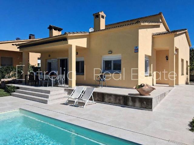 Casa en venta en Alt Empordà, Catalunya