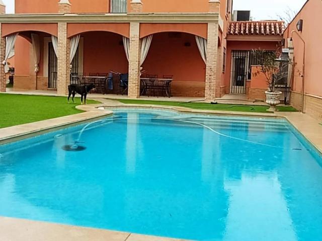 Casa en venta en Carrión De Los Céspedes