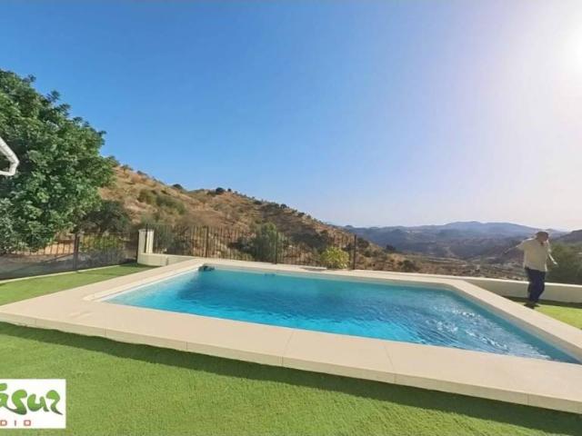 Casa en venta en Antequera, Andalucía