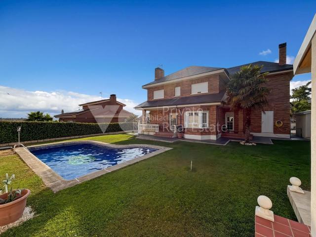 Casa en venta en El Casar, Castilla-La Mancha