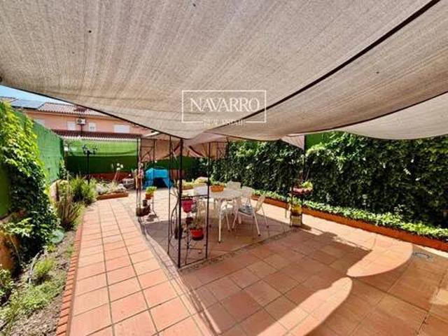 Casa en venta en Casarrubuelos, Madrid