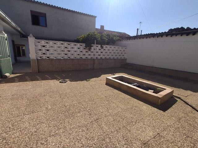 Casa en venta en Casas De Benítez, Castilla-La Mancha
