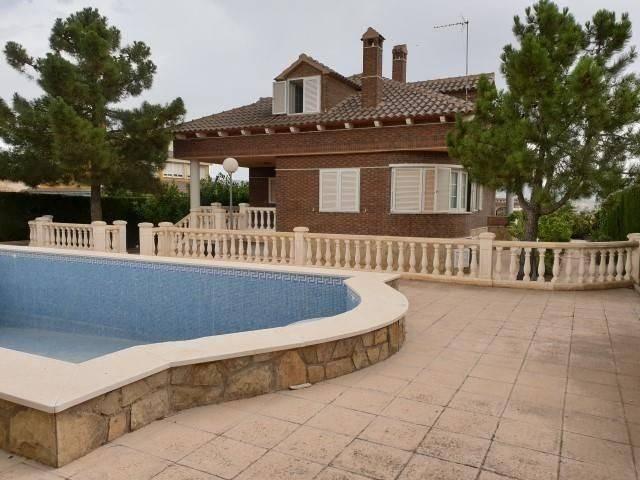 Casa en venta en Castalla