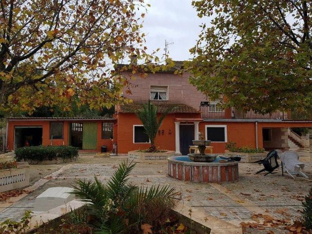 Casa en venta en Castalla, Valencia