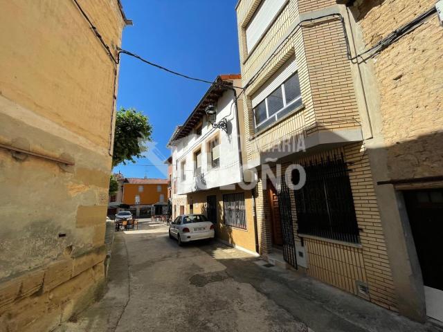 Casa en venta en Castañares De Rioja, La Rioja
