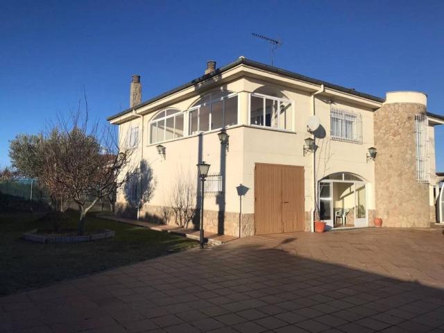 Casa en venta en Castellanos De Villiquera, Castilla y León