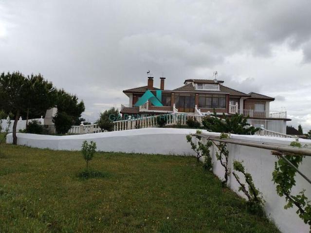 Casa en venta en Urbanización Altozano, Castellanos De Villiquera