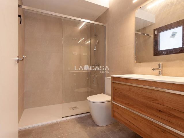 Casa en venta en Castelldefels, Baixador