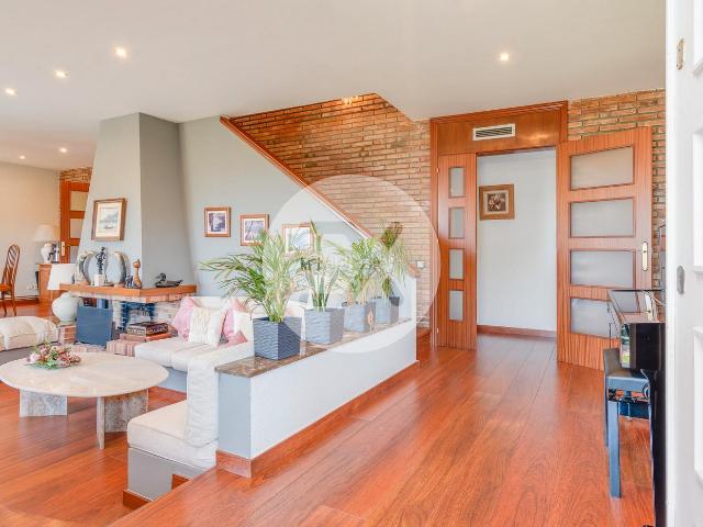 Casa en venta en Castelldefels, el Poal