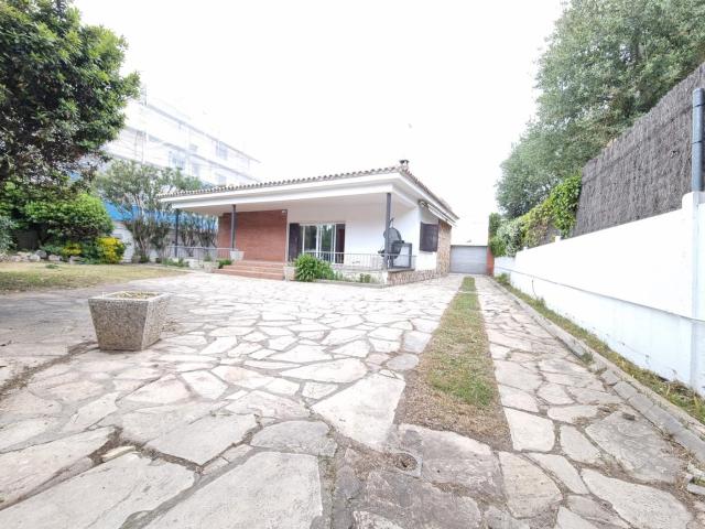 Casa en venta en Castelldefels, Granvia Mar