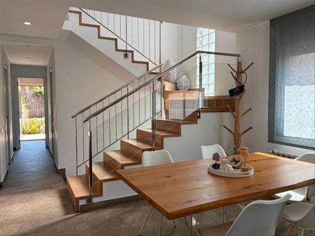 Casa en venta en Castelldefels, Montmar