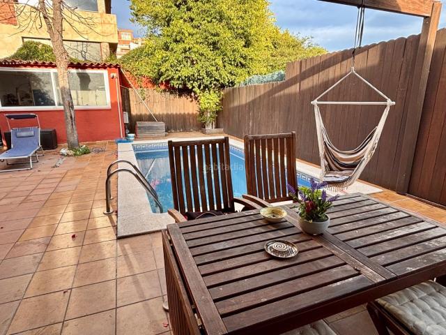 Casa en venta en Can Roca, Castelldefels