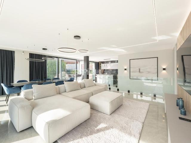 Casa en venta en Can Roca, Baix Llobregat