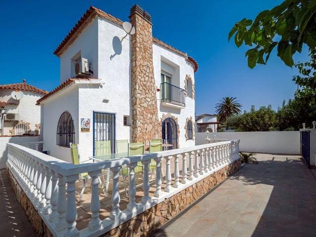 Casa en venta en Alt Empordà, Catalunya