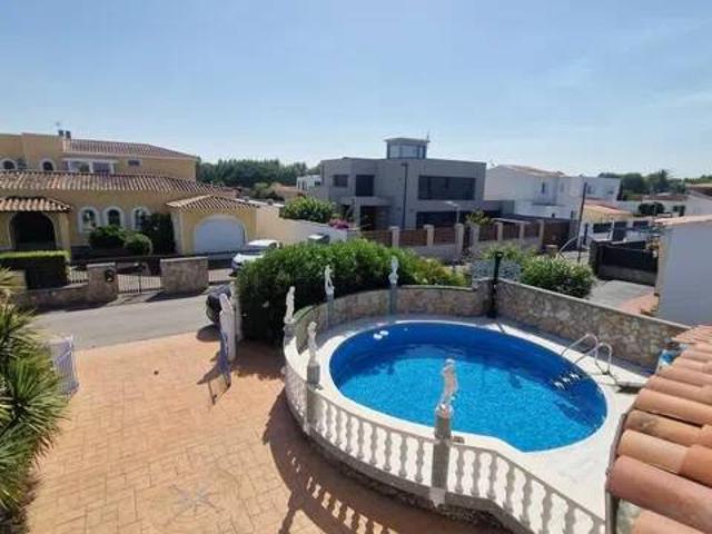 Casa en venta en Alt Empordà, Catalunya