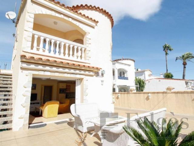 Casa en venta en Alt Empordà, Catalunya