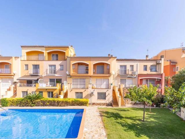 Casa en venta en Alt Empordà, Catalunya