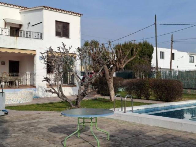 Casa en venta en Castellón De La Plana, Este