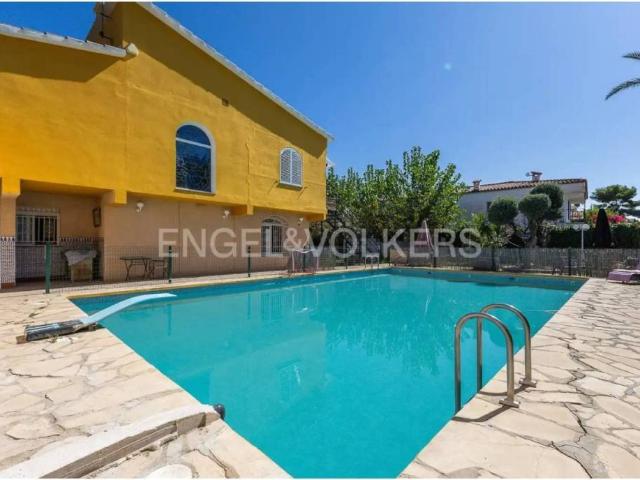 Casa en venta en la Plana Alta, Valencia